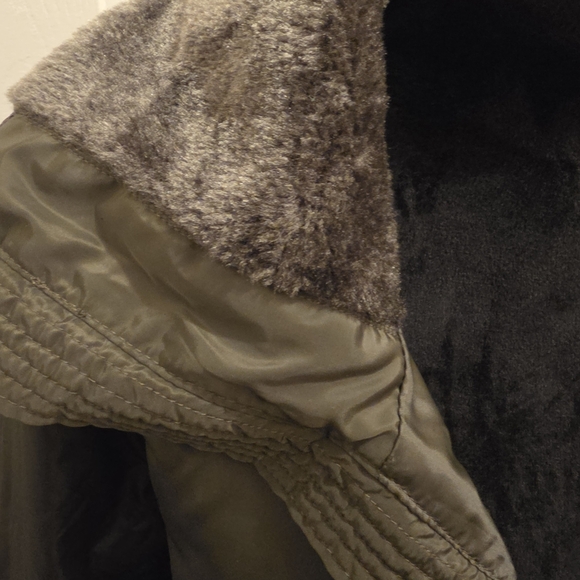 Fashion Nova Olive Bomber Jacket — Size Large, New With Tags - Picture 4 of 7